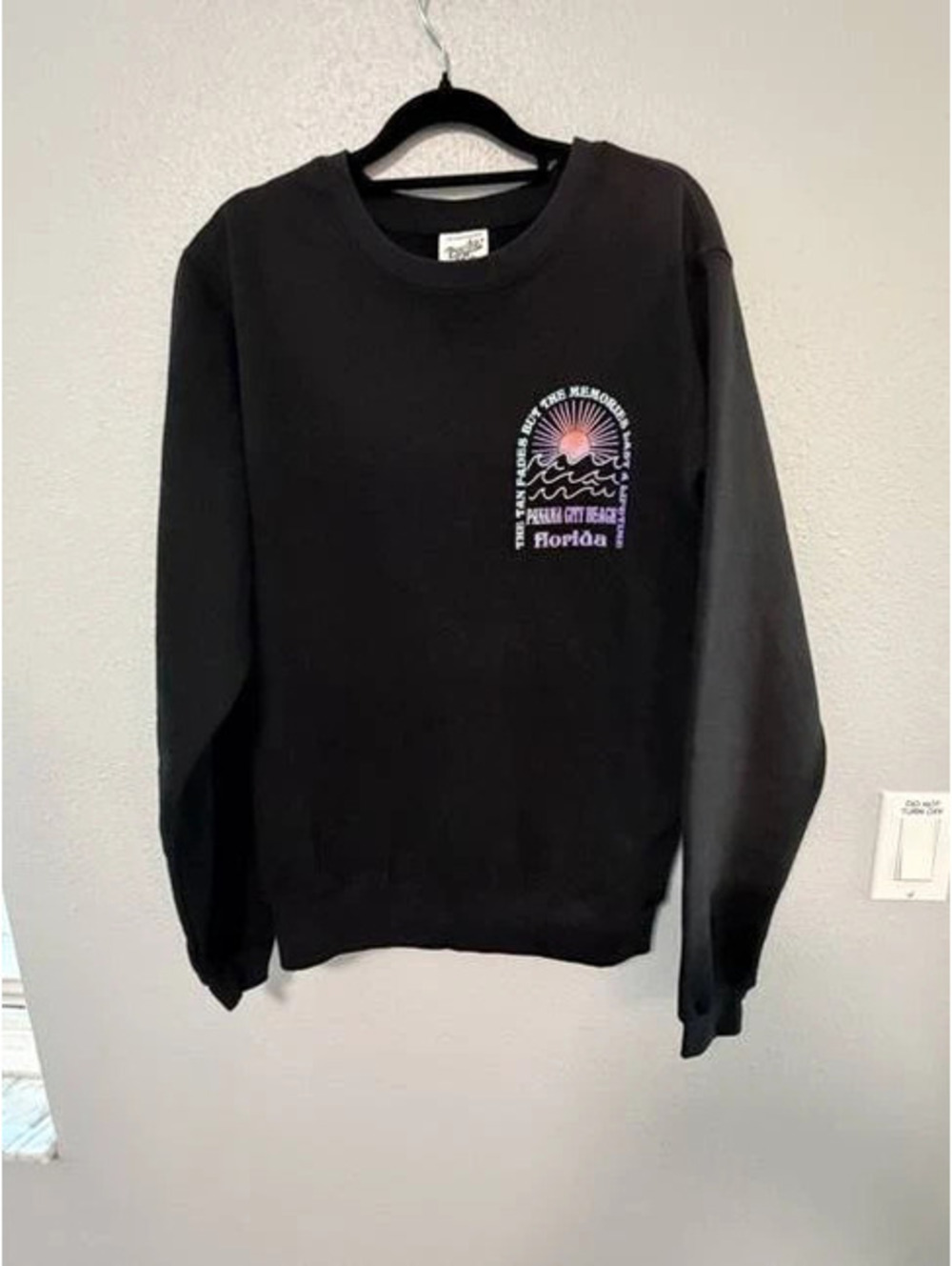 #6195 Pacific & Co Black Panama City Beach Graphic Crewneck Sweatshirt Size S